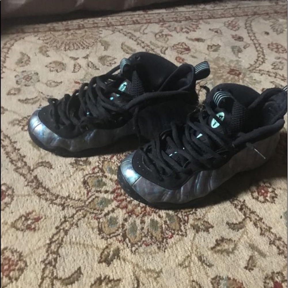 There just sitting in my closet i need them gone